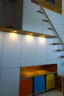 11treedesigns - Treppenschrank